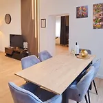 Appartement Moderne Unterkuenfte In Findorff & Highspeed Wlan