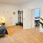 Апартаменты Moderne Unterkuenfte In Findorff & Highspeed Wlan *