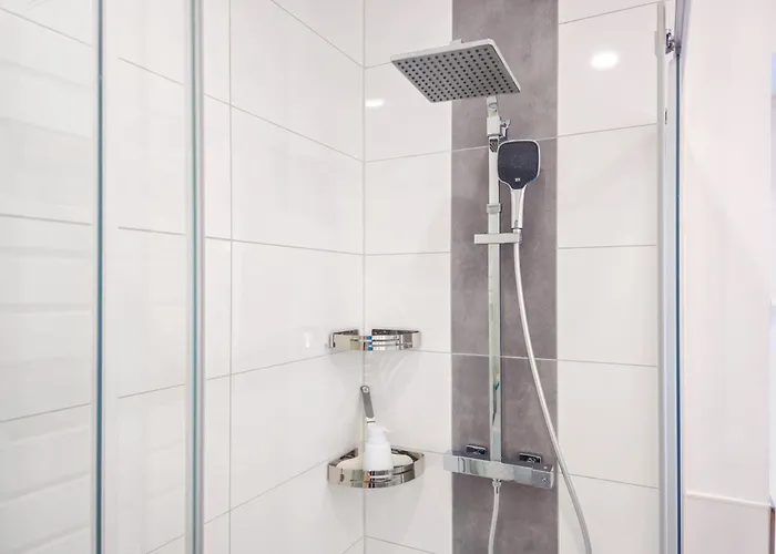 Moderne Unterkuenfte In Findorff 1-3Br & Highspeed Wlan Appartamento Brema